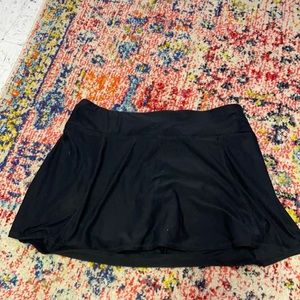 Jockey size medium skirt built in shorts